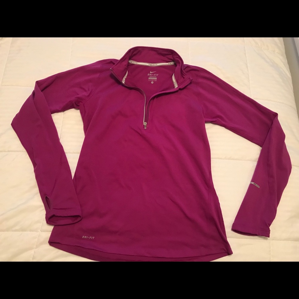 Nike Dri-fit Pullover top